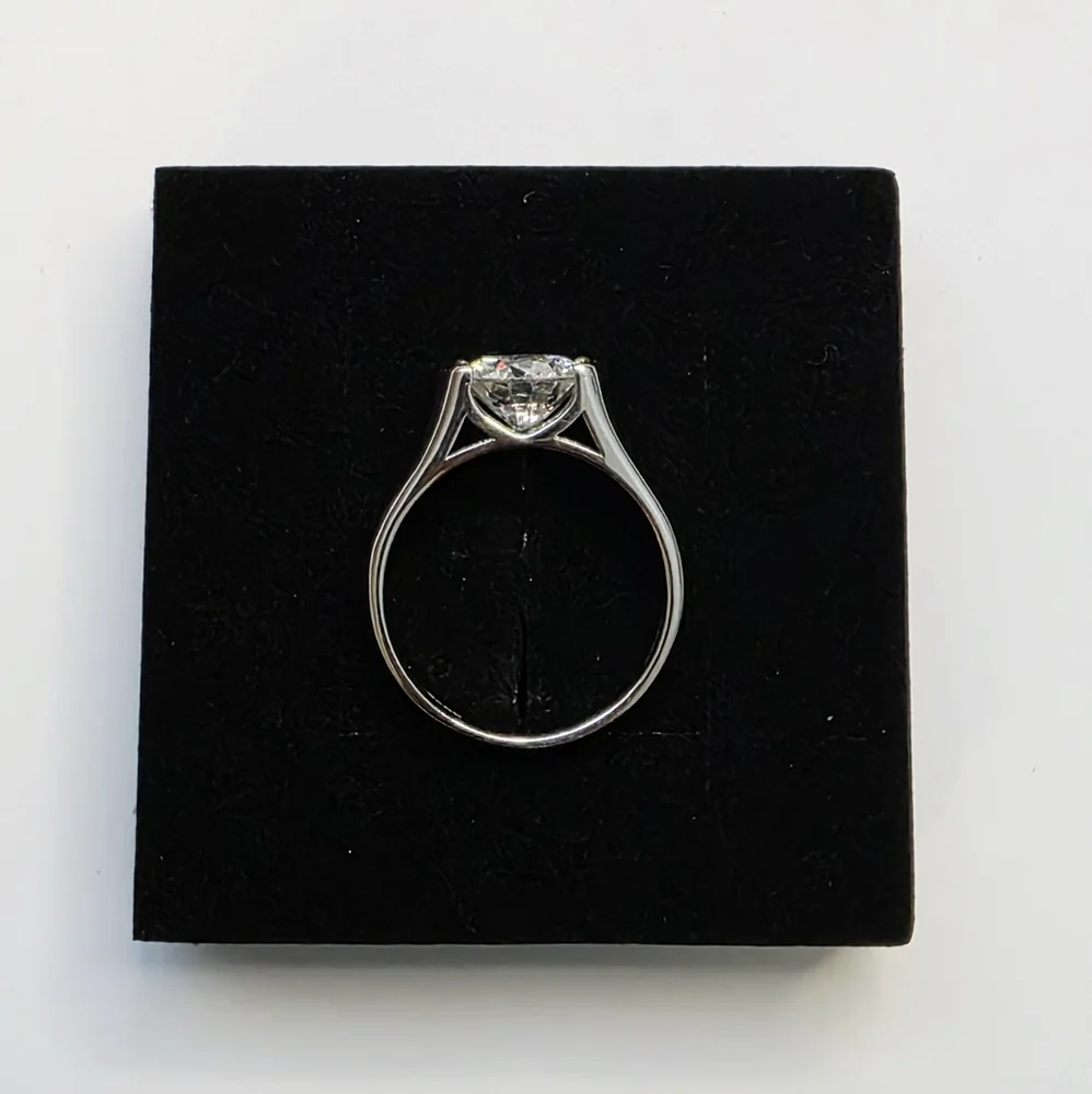 Engagement Ring 2CT Size 6 Moissanite in Solid Silver ASR6111 - Picture 1 of 7
